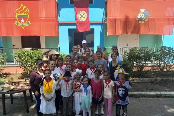 Desarrollan en Camagüey feria pioneril por aniversario de organización campesina
