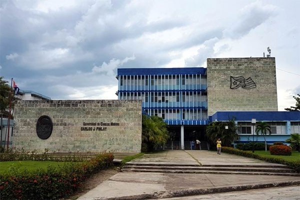 Renueva Universidad de Ciencias Médicas de Camagüey convenios de trabajo con medios de comunicación