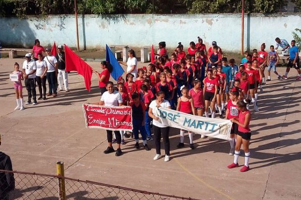 Listos estudiantes floridanos para evento virtual provincial de tablas gimnásticas en Camagüey