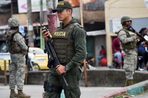 Plan Fénix en Ecuador.