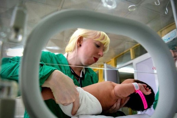 Holguín cuenta con nuevo protocolo para el tratamiento de la atresia esofágica en neonatos. Foto: Juan Pablo Carreras/ACN