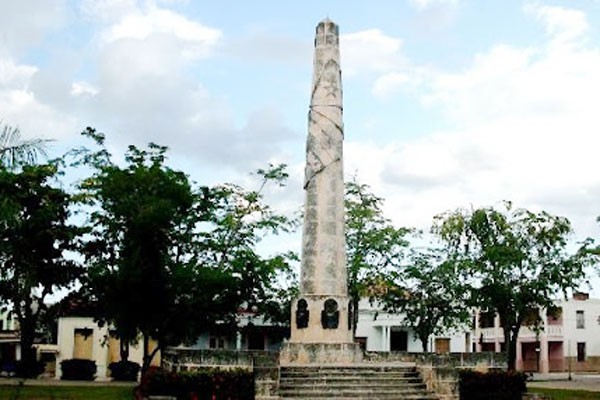 Parque Constitución en Guáimaro.