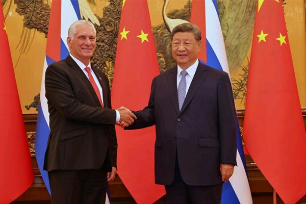 Sostiene Díaz-Canel en China encuentro con presidente Xi Jinping