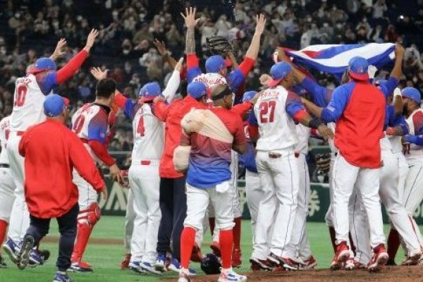 Nota de protesta de la FCBS: “Los peloteros cubanos ganaron, en el terreno, su derecho a participar en el VI Clásico Mundial de Béisbol”