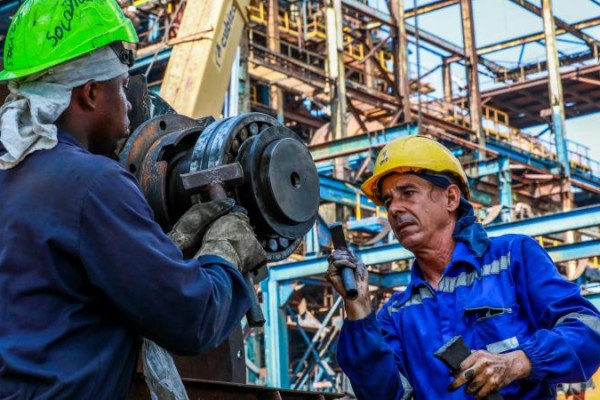 La experticia de los trabajadores del sector permitió reconectar en tiempo récord el Sistema Eléctrico Nacional