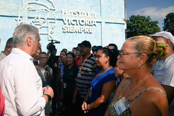 Visita Presidente Díaz-Canel central termoeléctrica de Nuevitas