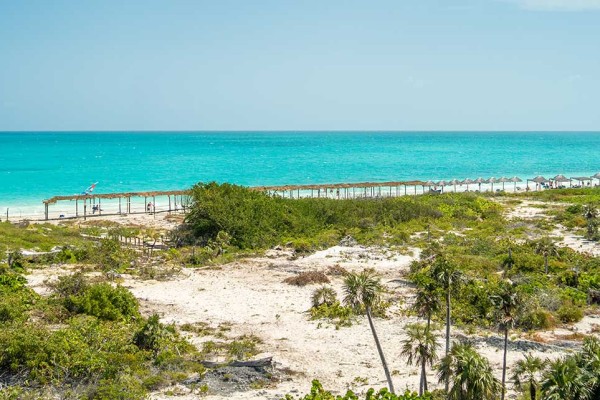 Tras las huellas de Fidel, proa hacia Cayo Cruz