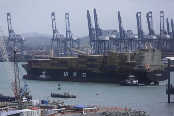 Panamá: Encuesta revela rechazo a intervención de EE.UU. en el Canal