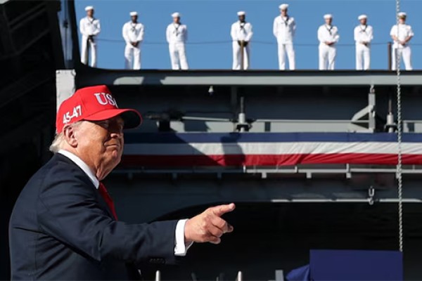 Trump confirma otro ataque a barco en el Caribe y adelanta posibles operativos en tierra