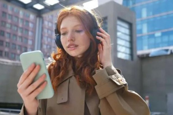 Científicos tienen la respuesta de por qué las canciones de tus 16 años siguen en tu cabeza