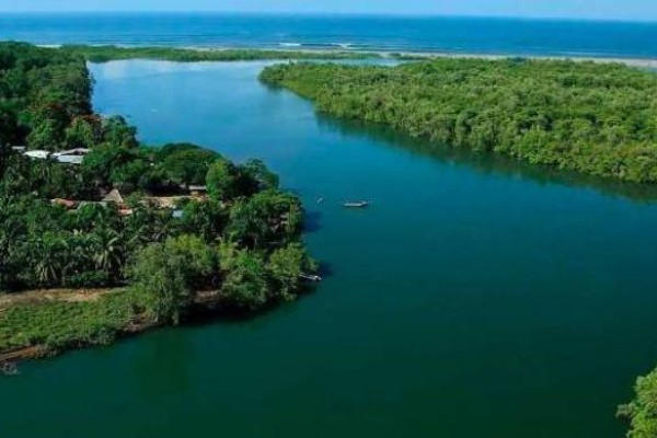 Study in El Salvador Reveals Slow Death of the Lempa River