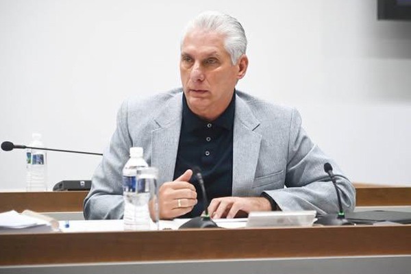 Díaz-Canel: The unity we need is that of those who argue strongly, but march together.