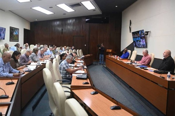 Exhortan a agilizar recuperación en Cuba tras paso de huracán Melissa