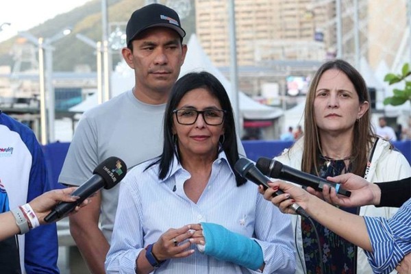 Venezuela reported to the IMO the hijacking of an oil tanker by the USA.