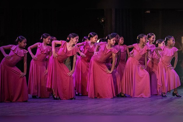 Lizt Alfonso Dance Cuba closes 2025 dancing with everyone.