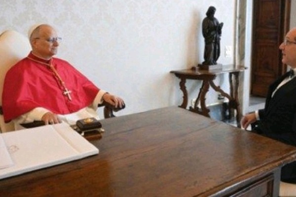 Papa León XIV recibió cartas credenciales de embajador de Cuba