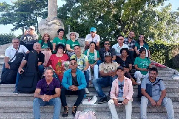 Diciembre en Guáimaro rima con la décima (+ Fotos y Post)