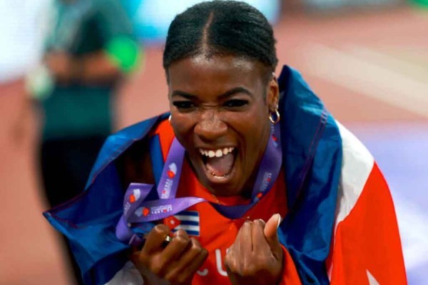 Leyanis Pérez reigns at the 61st Latin Press Sports Survey.