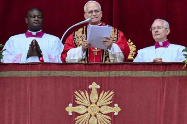 León XIV exhortó en Navidad al diálogo y reconciliación para la paz