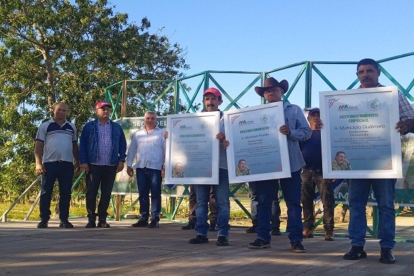 Celebración en Camagüey resalta logros y perseverancia en agricultura urbana durante 2025 (+ Fotos)