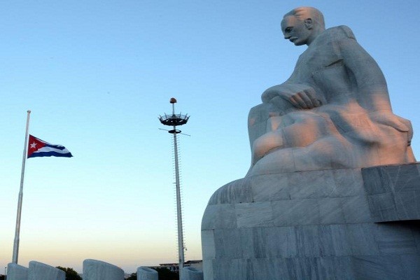 Declara Presidente de la República Duelo Nacional 