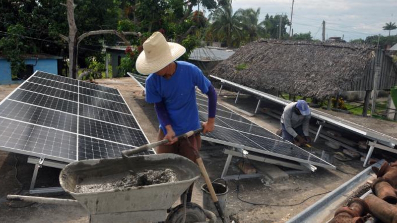 Paneles solares en Cienfuegos