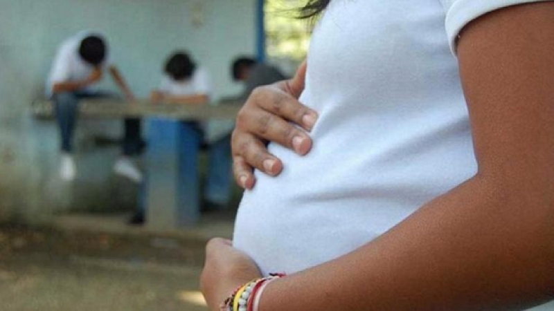 Embarazo en la adolescencia: prevenir desde la educación 