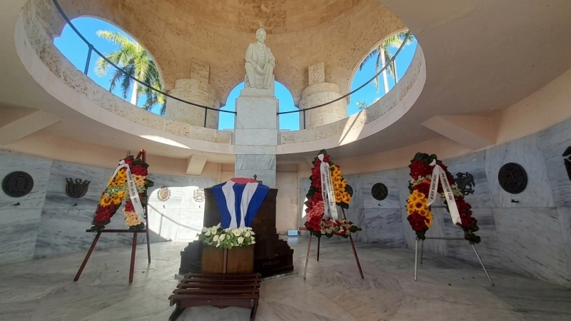 From Martí, we learned that "the Homeland is an altar, not a pedestal."