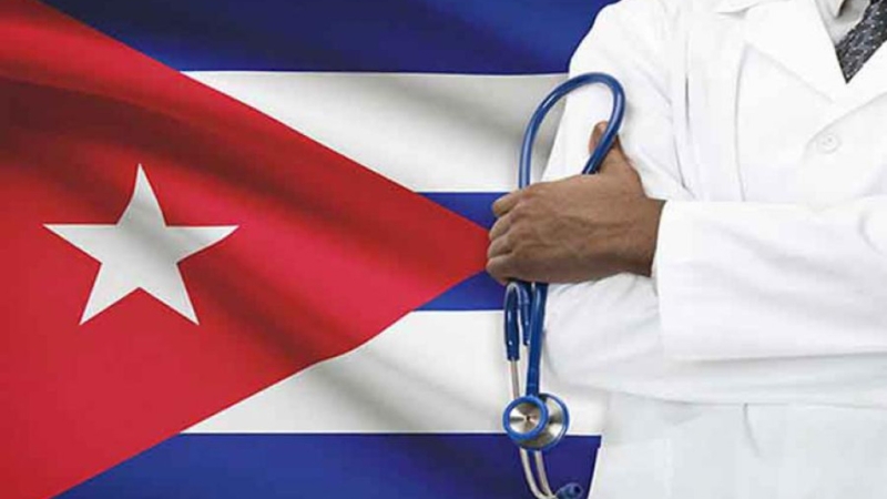 Médicos brasileños formados en Cuba destacan humanismo de la isla