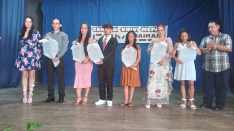 Celebran en Guáimaro graduación de nuevos profesionales (+Audio y Fotos)