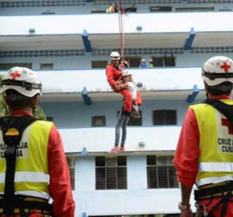 Día Mundial de la Cruz Roja: Camagüey reconoce labor humanitaria de voluntarios