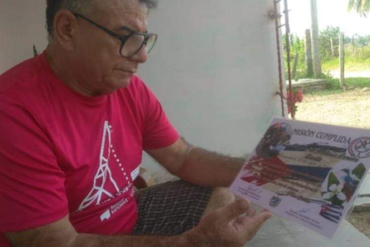 Dagoberto Melaneo Armán Acosta, a Guáimaro native devoted to his profession (+ Photos)