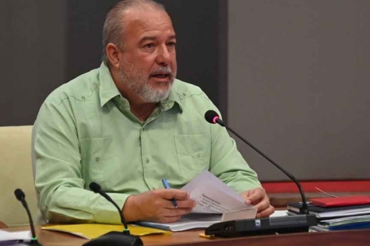 Cuba contemplates a resizing of public management