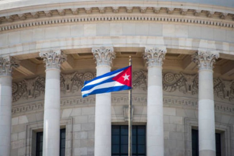 Canciller alerta de eventual baño de sangre si EEUU agrede a Cuba