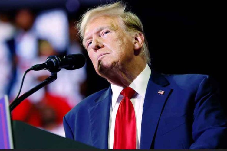 Mayoritario rechazo a Trump en gestión de la economía, encuestas