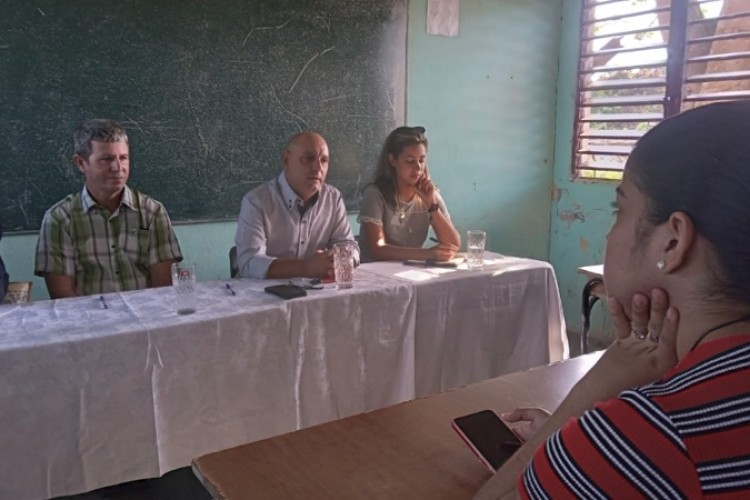 Rector of the University of Camagüey held an exchange with students from Guáimaro (+ Photos)