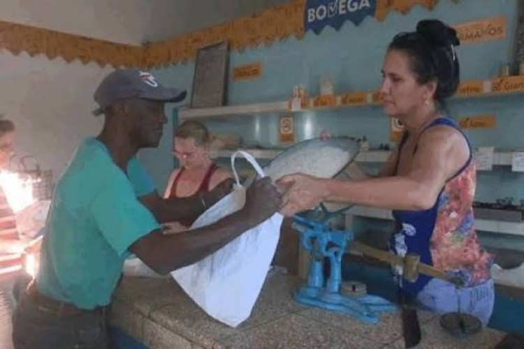 Camagüey maintains the distribution of several products from the regulated basic food basket