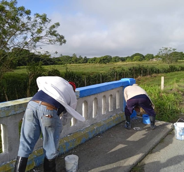 Mejoran tramos en Camagüey de la Carretera Central (+ Fotos)