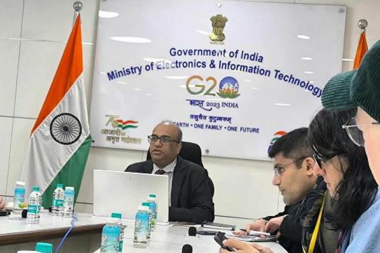 Venidera cumbre IA en India, por adopción responsable de tecnología