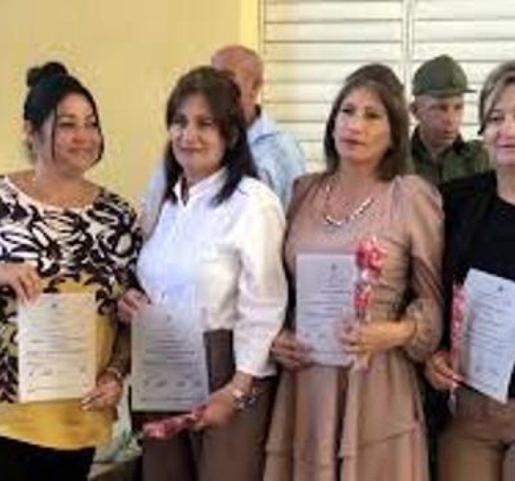 Gradúa Universidad de Holguín 57 nuevos Doctores en Ciencias