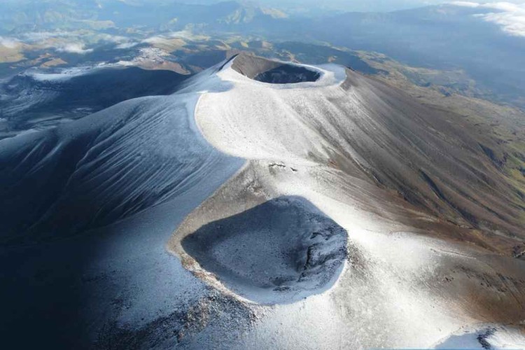 Mantiene actividad sísmica volcán Puracé, en Colombia