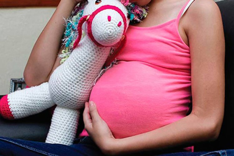 Laboran en Guáimaro para reducir el embarazos en la adolescencia (+ Video)