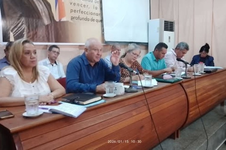 Florida calls for improving social control mechanisms in neighborhoods and communities