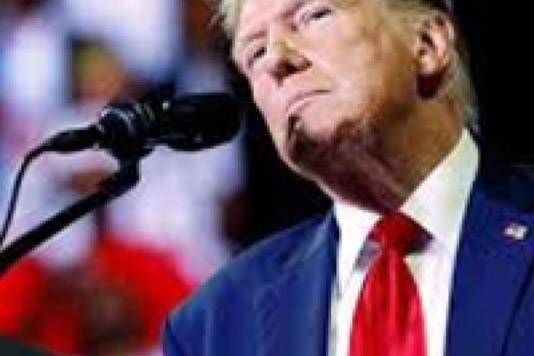 Trump sigue con manos libres para la guerra