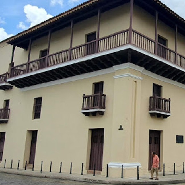 Ciudad que respira historia y ternura en su cumpleaños 512 (+ Videos)