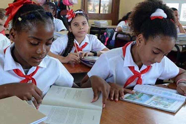 Centros educativos en Camagüey emplean diversas alternativas de enseñanza 