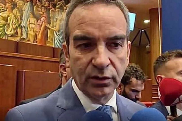 Defienden en Italia necesaria colaboración médica de Cuba en Calabria