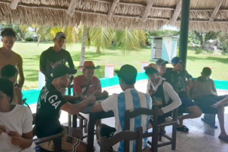 Por el placer de servir (+ Fotos)