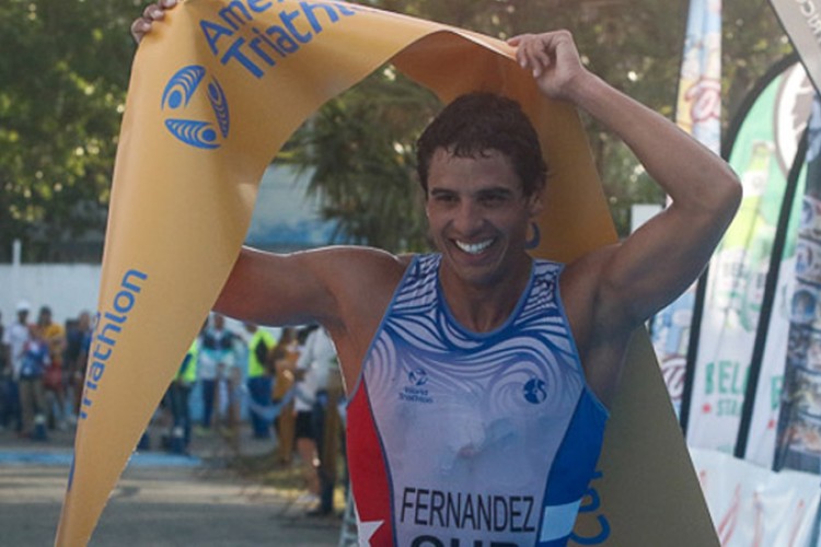 Cubanos en el equipo técnico de triatlón