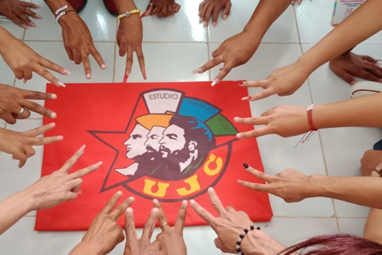 Juventud guaimareña fortalece el concepto Revolución 